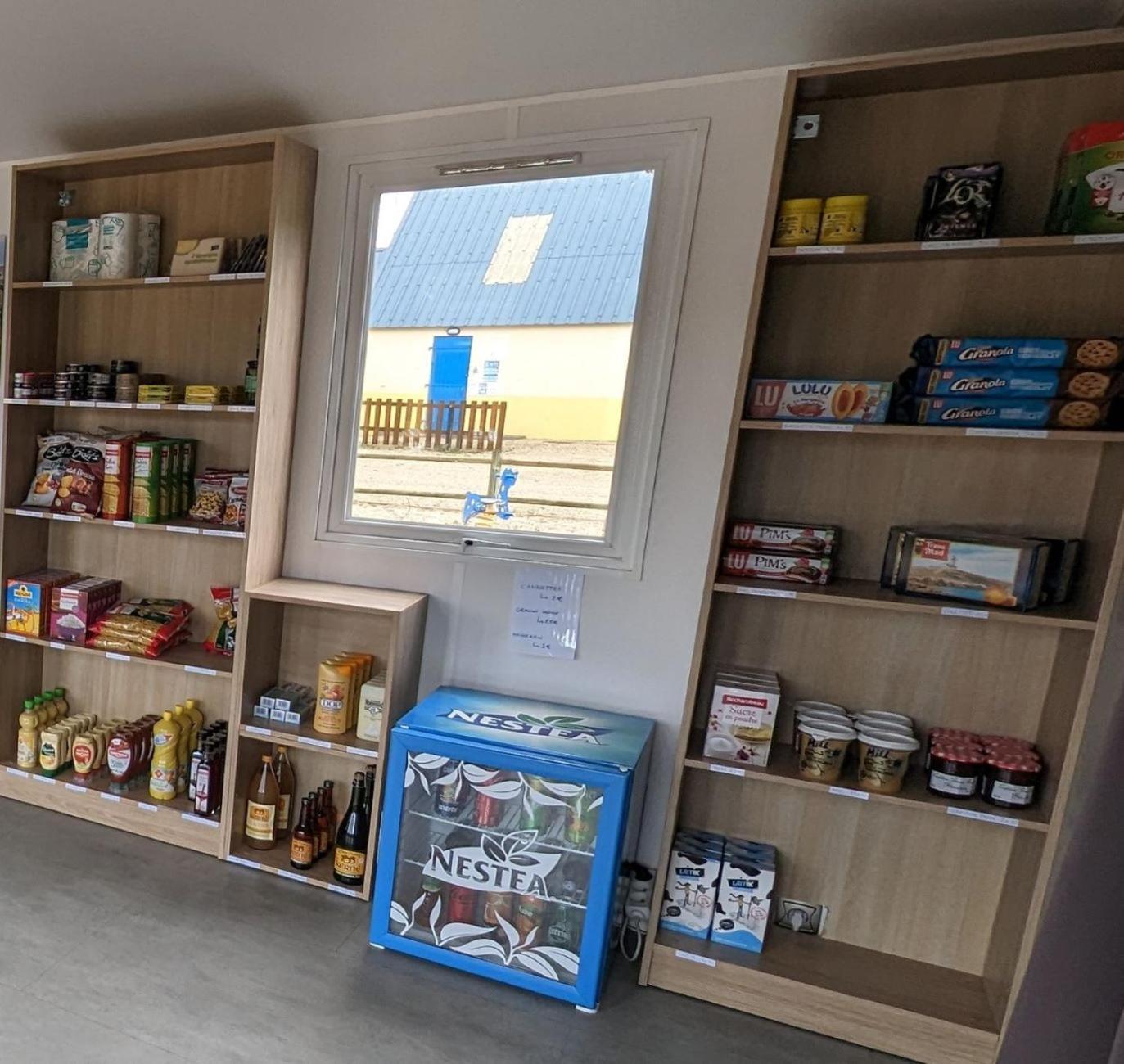 澜汶露营酒店 Plomeur 外观 照片